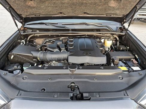 Certified 2022 Toyota 4Runner SR5 Premium image 28