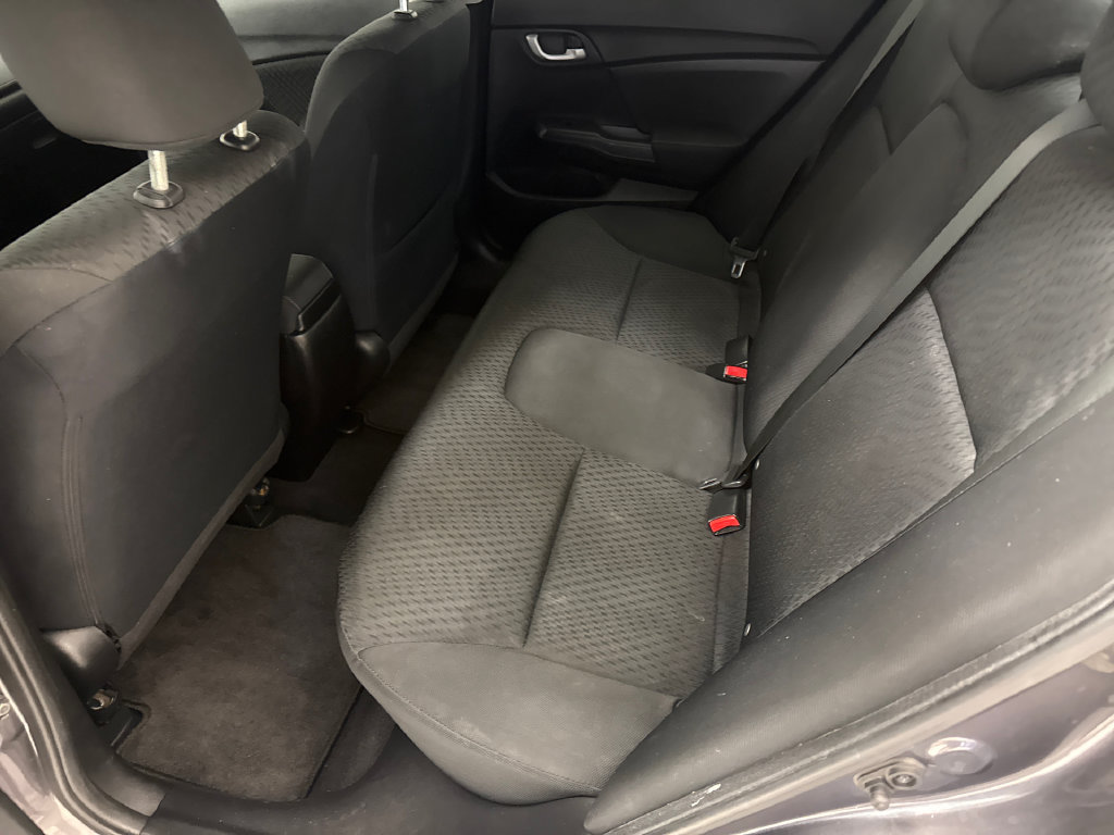 Used 2015 Honda Civic SE image 14