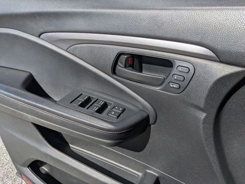 Used 2023 Honda Passport TrailSport image 19