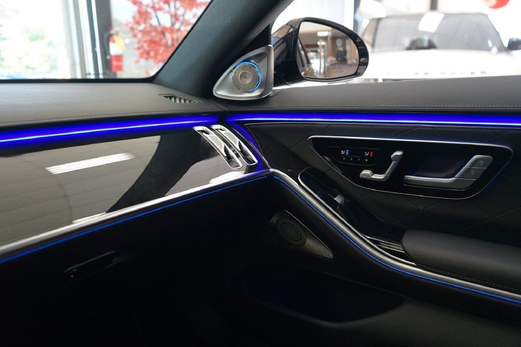 Used 2023 Mercedes-Benz S 580e 4MATIC Sedan image 48