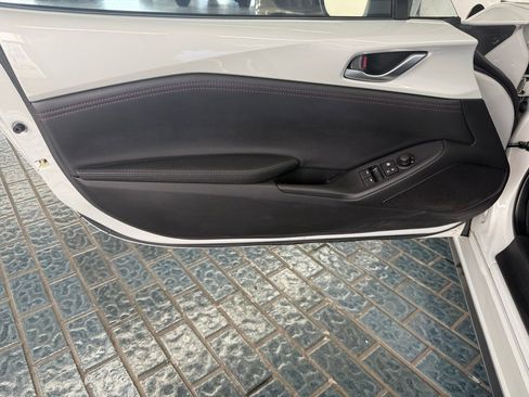 Used 2016 MAZDA MX-5 Miata Grand Touring image 17