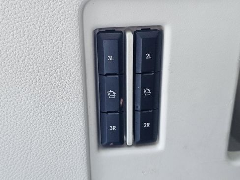 Used 2018 Lincoln Navigator L Black Label w/ Cargo Package image 15