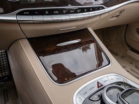 Used 2018 Mercedes-Benz S 450 Sedan w/ AMG Line Exterior image 27