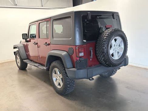 Used 2012 Jeep Wrangler Unlimited Rubicon w/ Dual Top Group AWD/4WD image 27