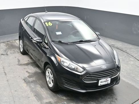 Used 2016 Ford Fiesta SE image 24