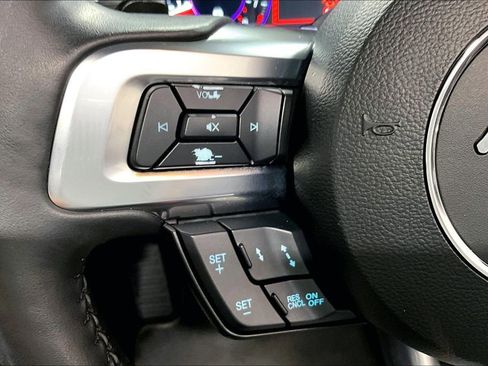 Used 2022 Ford Mustang GT Premium w/ Equipment Group 401A image 10