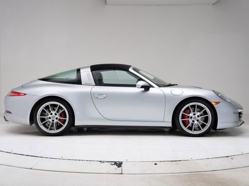 Used 2015 Porsche 911 Targa 4S AWD/4WD image 30