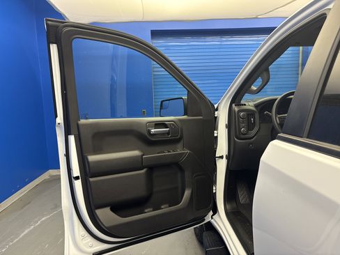 New 2026 Chevrolet Silverado 1500 Custom Trail Boss w/ Dark Appearance Package image 9