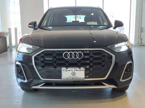 Used 2023 Audi Q5 2.0T Premium Plus w/ Premium Plus Package AWD/4WD image 2