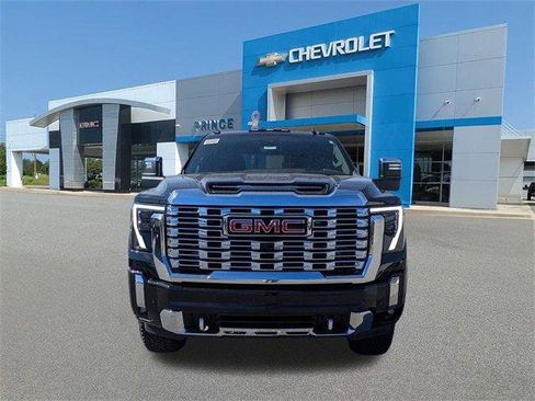 New 2025 GMC Sierra 2500 Denali w/ Denali Reserve Package image 10