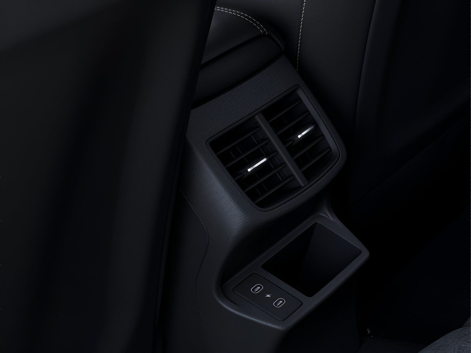 Used 2025 Kia Seltos S FWD image 26