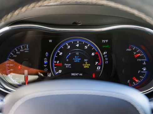 Used 2018 Jeep Grand Cherokee Trackhawk image 21