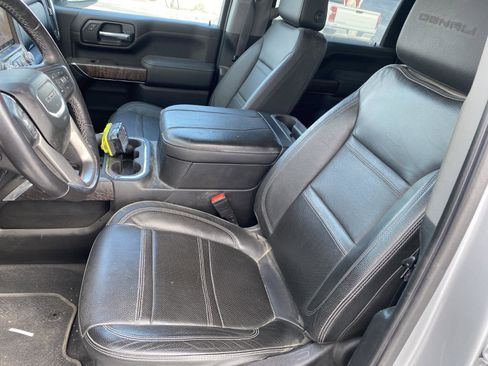 Used 2023 GMC Sierra 3500 Denali w/ Technology Package image 10