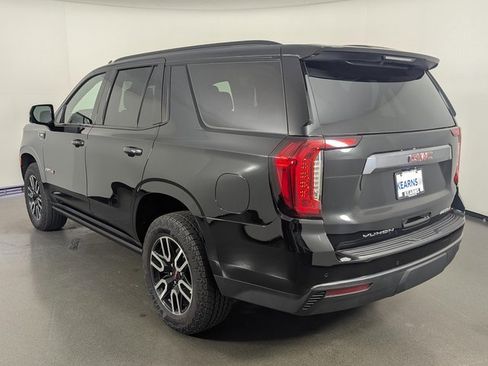 Used 2024 GMC Yukon AT4 image 5