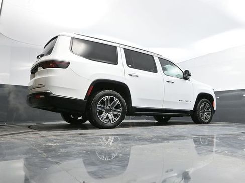 Used 2024 Jeep Wagoneer Series II AWD/4WD image 53