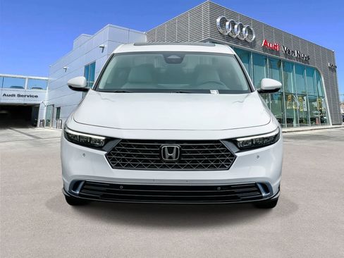 Used 2023 Honda Accord Touring image 6