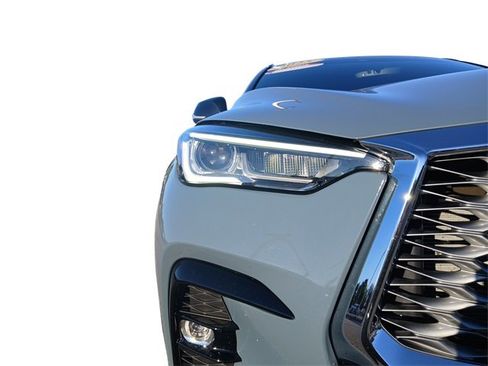 Used 2025 INFINITI QX55 Luxe w/ Cargo Package image 12