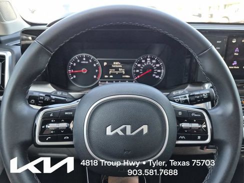 Used 2022 Kia Sorento SX FWD image 32