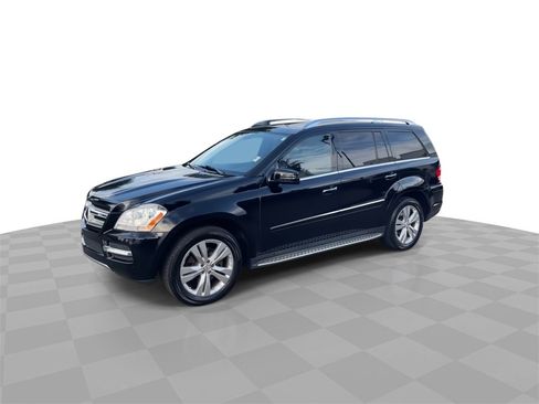 Used 2012 Mercedes-Benz GL 450 4MATIC image 3