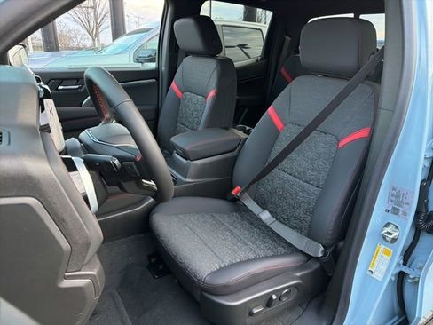 New 2026 Chevrolet Colorado Z71 image 13