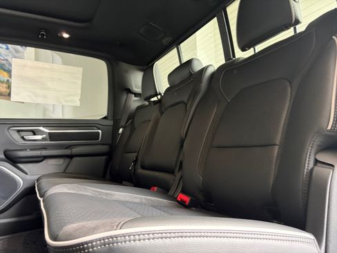 New 2026 RAM 1500 Laramie AWD/4WD image 34