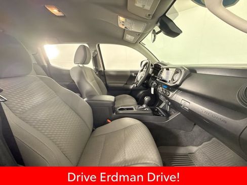 Certified 2023 Toyota Tacoma SR AWD/4WD image 25