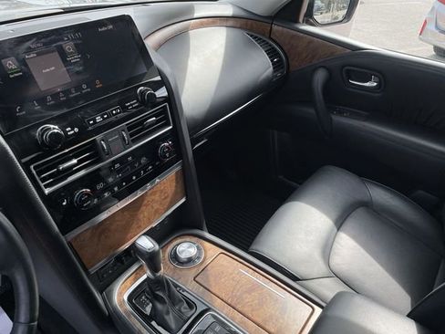 Used 2023 Nissan Armada SL w/ Captain's Chairs Package AWD/4WD image 12