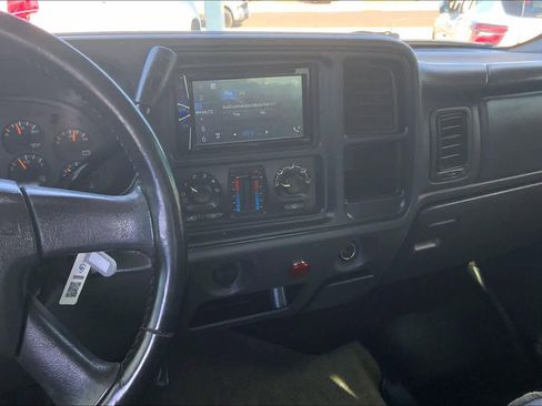 Used 2005 Chevrolet Silverado 1500 LS w/ Light Duty Power Package image 6