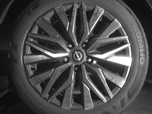 Used 2025 Nissan Altima 2.5 SV image 14