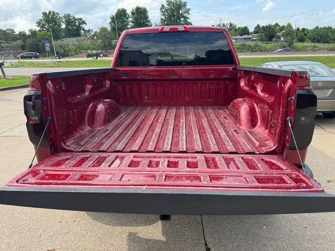 Used 2018 Chevrolet Silverado 1500 LT w/ All Star Edition AWD/4WD image 10