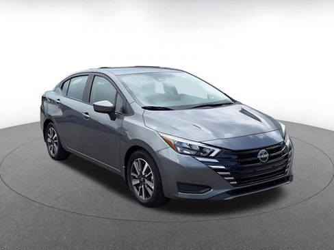 Used 2025 Nissan Versa SV w/ Trunk Package FWD image 2