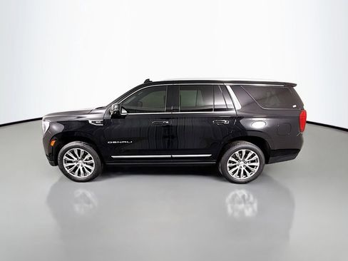 Used 2021 GMC Yukon Denali w/ Denali Premium Package image 4