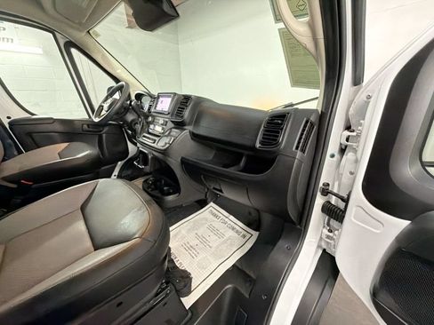Used 2024 RAM ProMaster 2500 FWD image 25