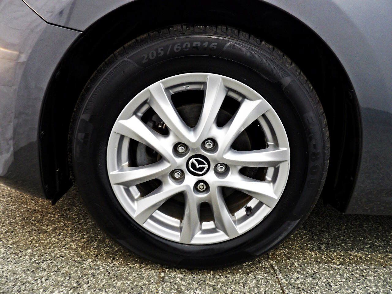 Used 2015 MAZDA MAZDA3 i Grand Touring FWD image 19