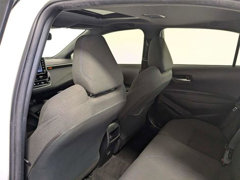 Used 2021 Toyota Corolla SE w/ SE Premium Package image 37