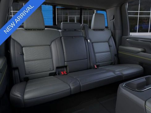 New 2026 Chevrolet Silverado 2500 ZR2 image 17