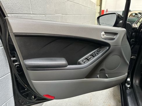 Used 2017 Kia Forte LX image 15