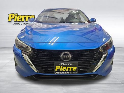 Used 2024 Nissan Sentra SV FWD image 2