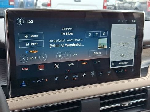 Used 2023 Lincoln Corsair AWD w/ Equipment Group 101A image 19