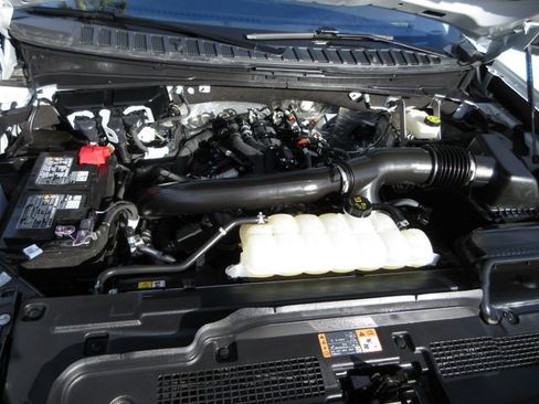 Certified 2025 Ford Expedition Active image 25