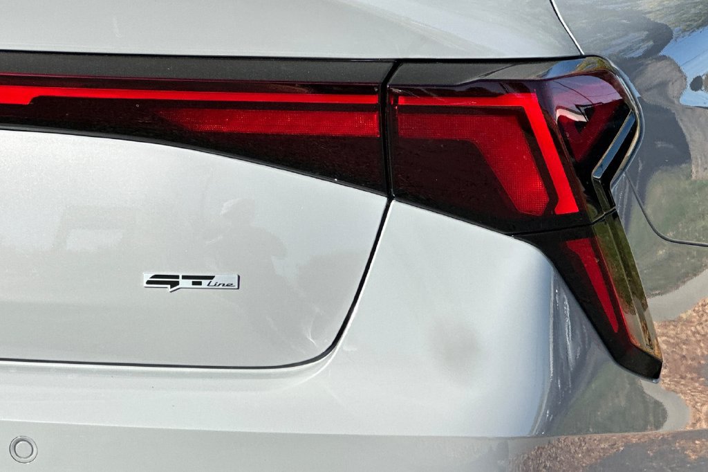 New 2027 Kia K5 GT-Line AWD/4WD image 28