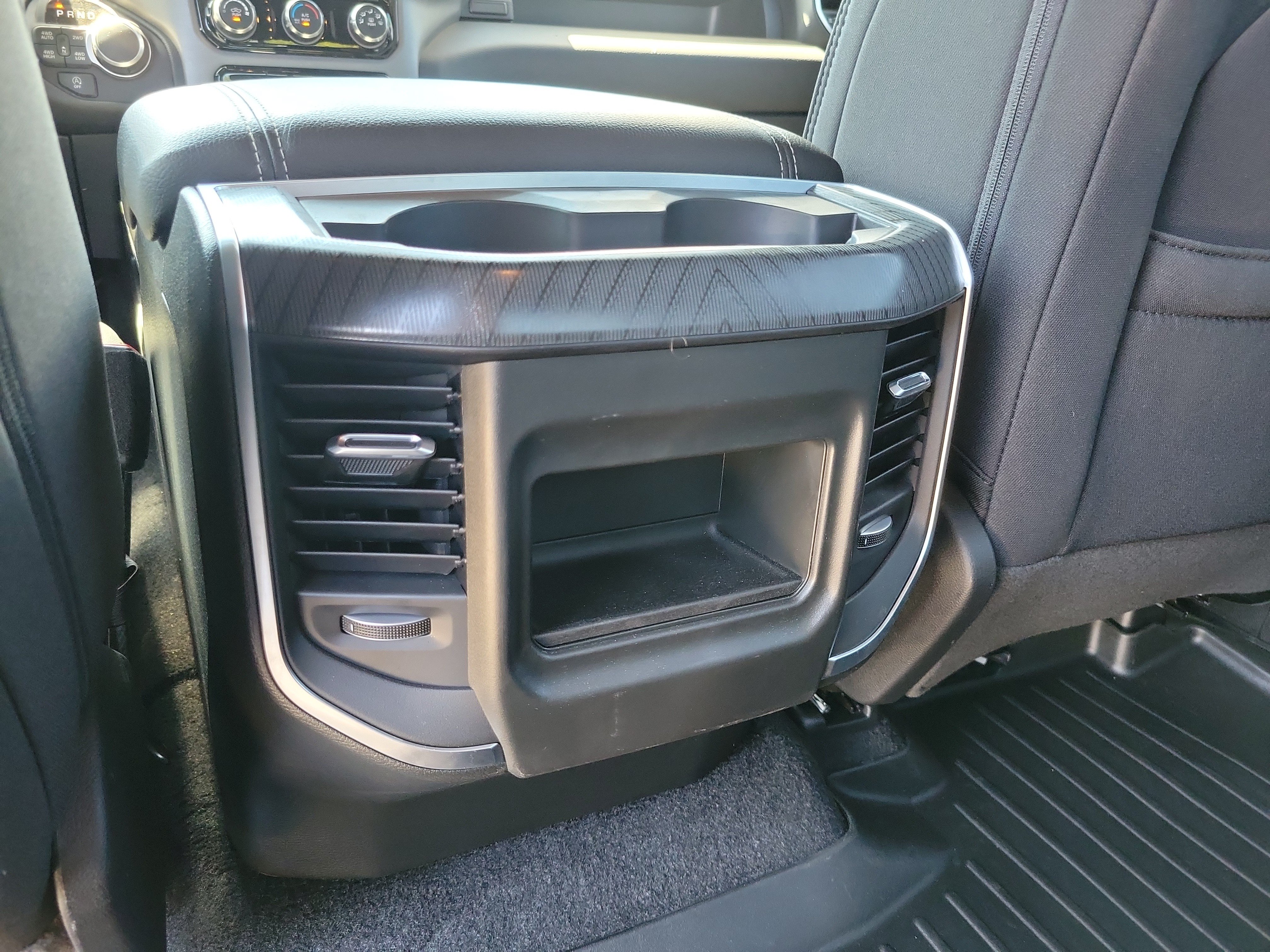 Used 2025 RAM 1500 Big Horn AWD/4WD image 12