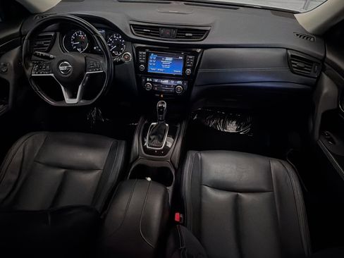 Used 2017 Nissan Rogue SL FWD image 12