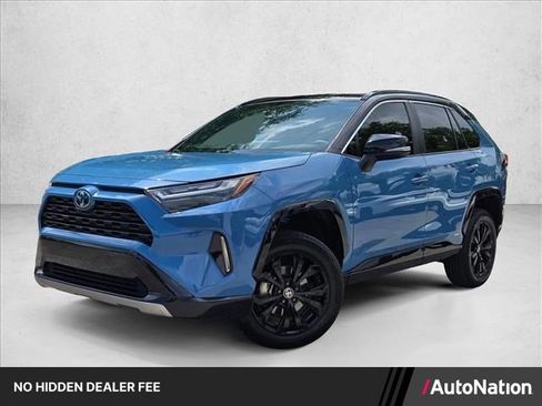 Used 2022 Toyota RAV4 XSE AWD/4WD image 1