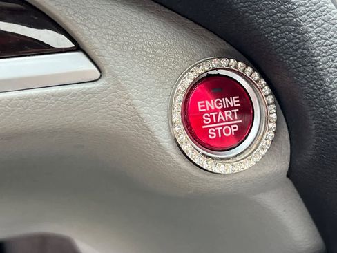 Used 2015 Acura TLX image 24