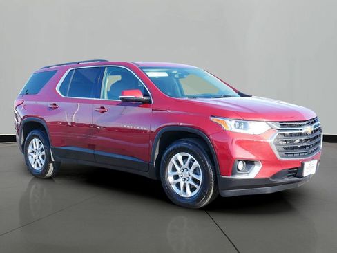 Used 2020 Chevrolet Traverse LT image 4