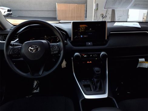 Certified 2025 Toyota RAV4 LE image 20