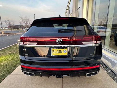 New 2026 Volkswagen Atlas Cross Sport SEL Premium R-Line AWD/4WD image 5
