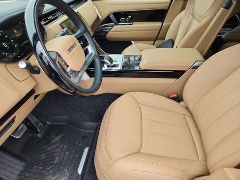 New 2025 Land Rover Range Rover Long Wheelbase SE AWD/4WD image 23