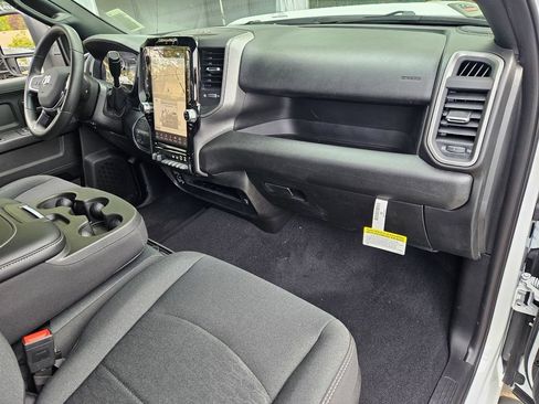 New 2026 RAM 2500 Tradesman AWD/4WD image 17